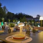 Comprar Lámpara de mesa inalámbrica - lumisky - tod white - al. 28 cm - cabezal regulable - led blanco cálido