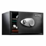 Comprar Master lock safe con combinación electrónica programable - negro y gris metalizado