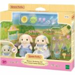 Comprar Muñeco - sylvanian families - hermano y hermana conejo aries - jardinería - articulado - multicolor