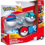 2 poké balls y 1 figura squirtle 5 cm