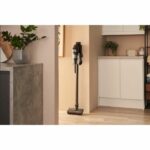 Comprar Samsung jet 75e turbo vs20b75b1r4 - aspirador escoba - potencia 200 aw - 60 minutos de autonomía - estación de carga 2 en 1