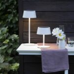Comprar Lámpara de mesa para exterior - brilliant - picco - led y solar - metal y plástico - 5 w - blanco