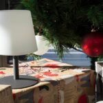 Comprar Lámpara de mesa led lumisky inalámbrica standy mini rock - al. 25 cm - gris y blanco