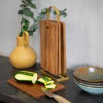 Comprar Juego de 4 tablas de cortar - livoo - mes152 - madera de acacia fsc - 22 x 14 cm - soporte de metal