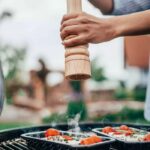 Comprar Juego de 2 molinillos de pimienta manuales - fackelmann profesional - color madera - 32 cm