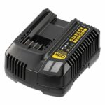 Comprar Cargador de 18 v y 4 a - stanley fatmax - compatible con todas las baterías de la gama v20 - sfmcb14-qw